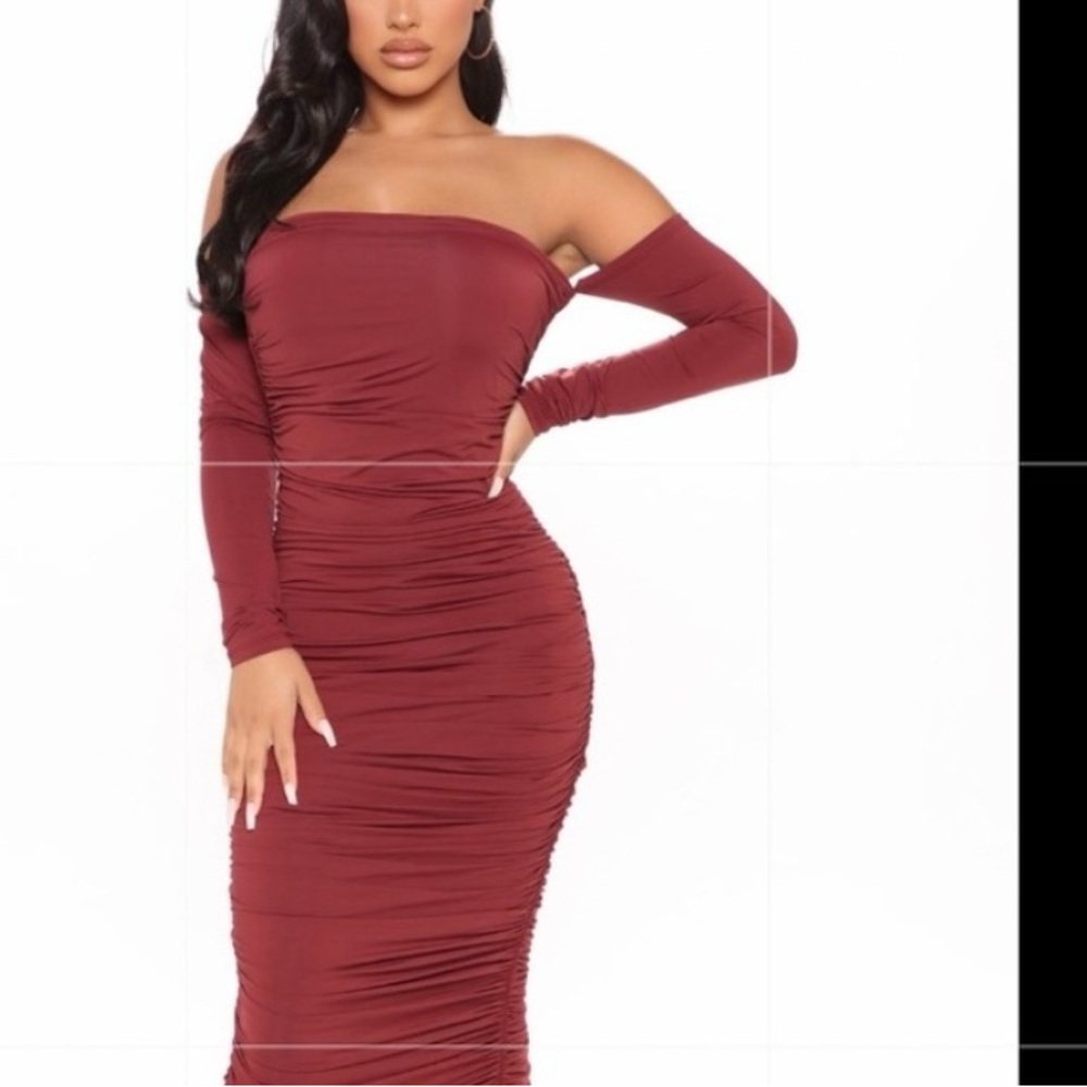 Maxi dress burgundy